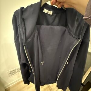 ALO Yoga Women's Dark Blue Zip-Up Jacket